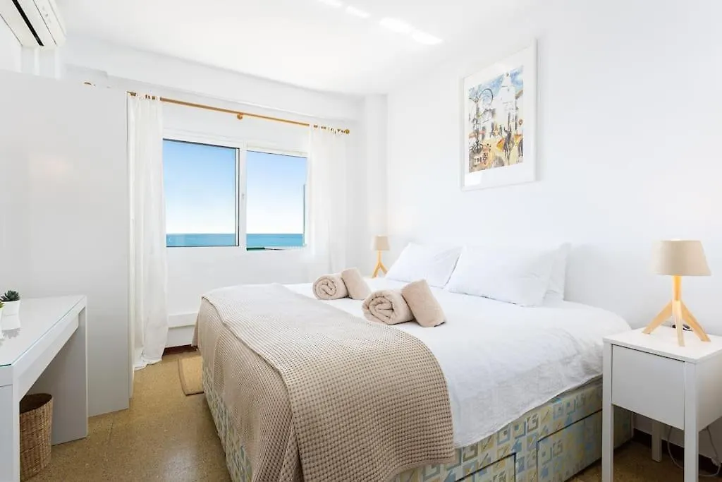 Ensuite Mediterranean Sea Front Fuengirola 0*,