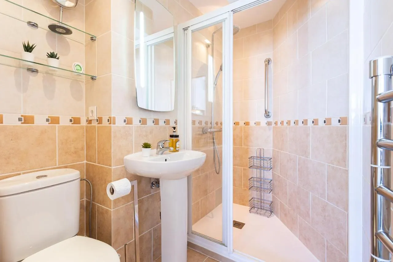 Ensuite Mediterranean Sea Front Fuengirola 0*,  Spain