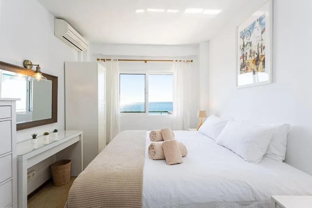 Apartment Ensuite Mediterranean Sea Front Fuengirola Spain