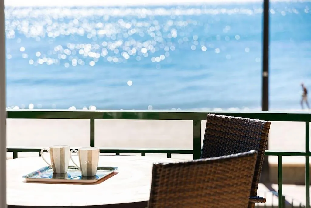 Apartment Ensuite Mediterranean Sea Front Fuengirola