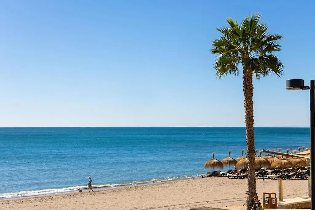 Apartment Ensuite Mediterranean Sea Front Fuengirola Spain